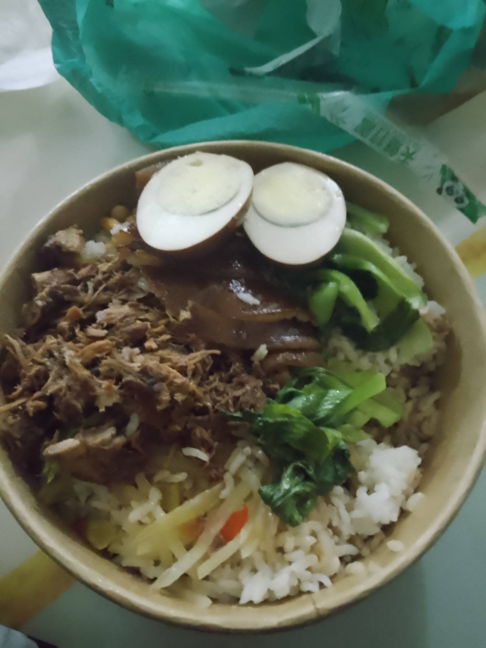 太难了，今天第一餐。苦b的日子不知何时到头，也不知道何时会自然重开。

14 / 作者:上世人 / 