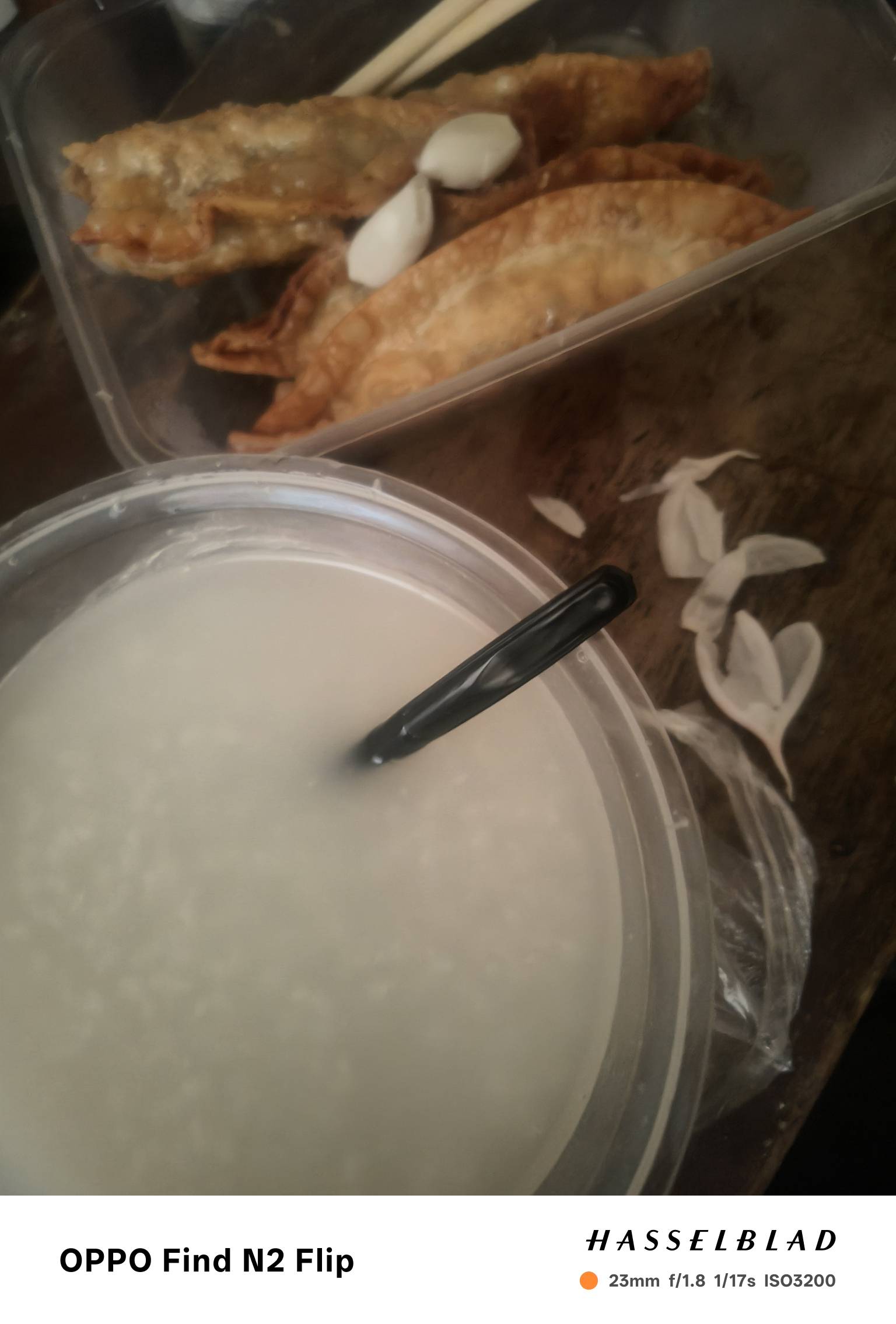 人在挂b的时候多么想拥有这么一口饱饭。珍惜当下吧老弟们

93 / 作者:童话里的灰太狼 / 