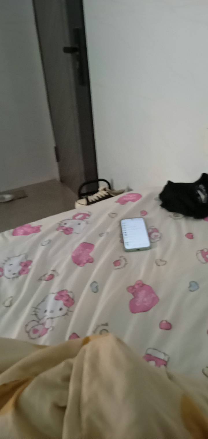 12点开始让手机自己刷视频 一直刷到1.3 让你吵我 我就不信治不了你

19 / 作者:你家徐大爷 / 