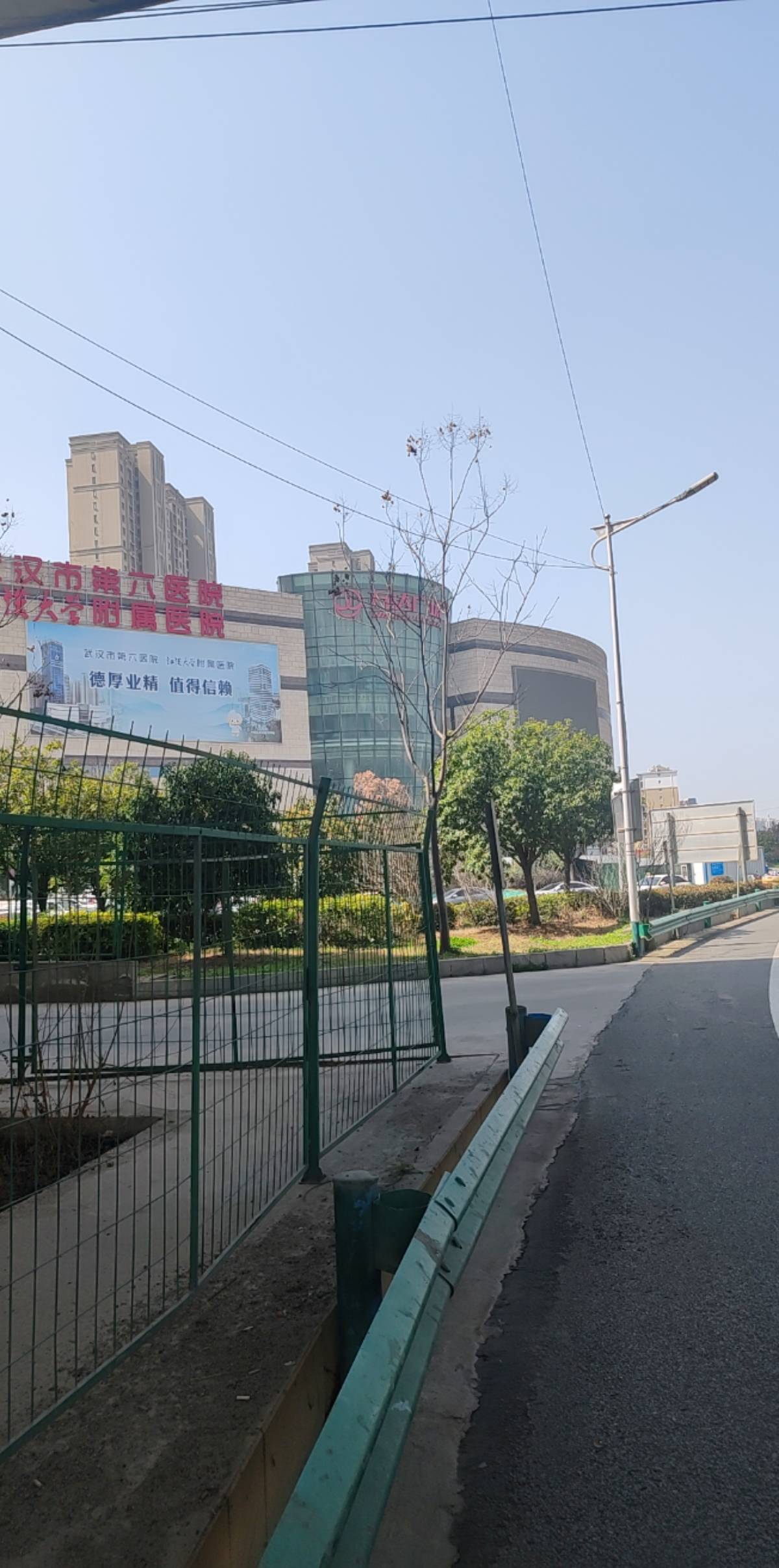 挂壁仔在武汉？有没有武汉老哥带带？


12 / 作者:烟火里的尘埃11 / 