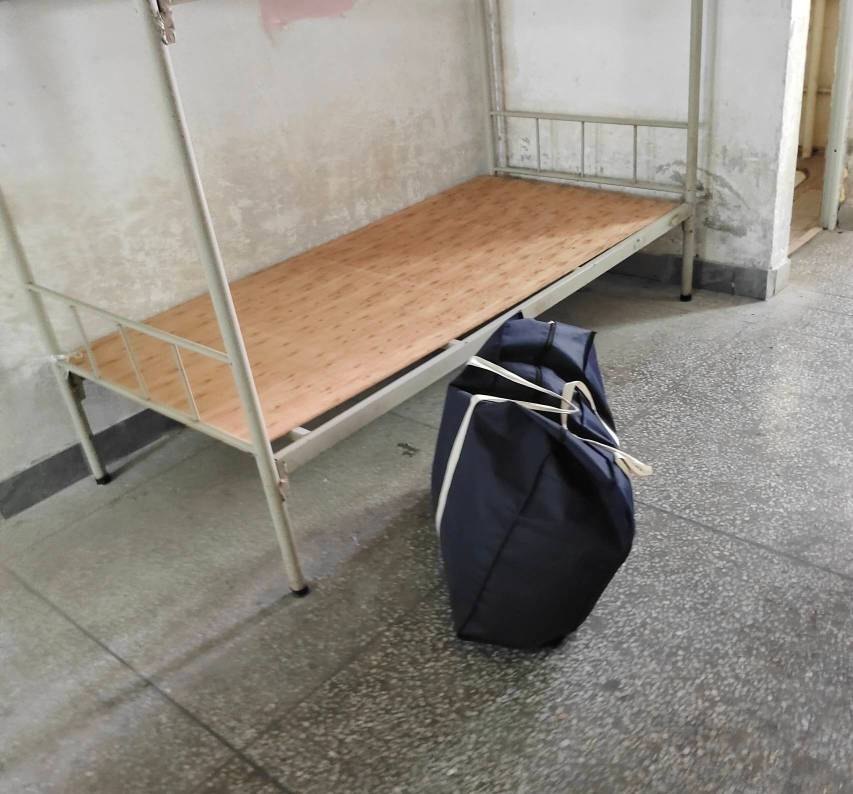 饿的哇哇叫了有人带带我吗，知道感恩



7 / 作者:百味人666 / 