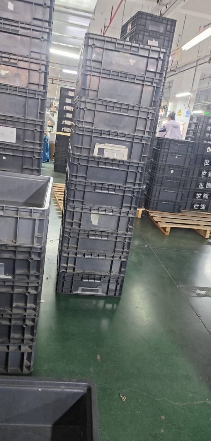 佩服进厂的老哥门，我特么干了五天打包的活，实在受不了不知道能不能干到下班，现在还66 / 作者:奥利给124 / 