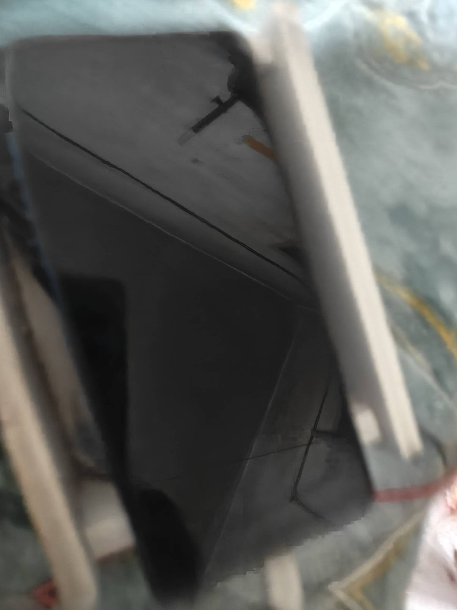 有没有懂手机的
19年买的k20pro突然黑屏了
还有好多资料图片啥的在里面


33 / 作者:陈琉璃 / 