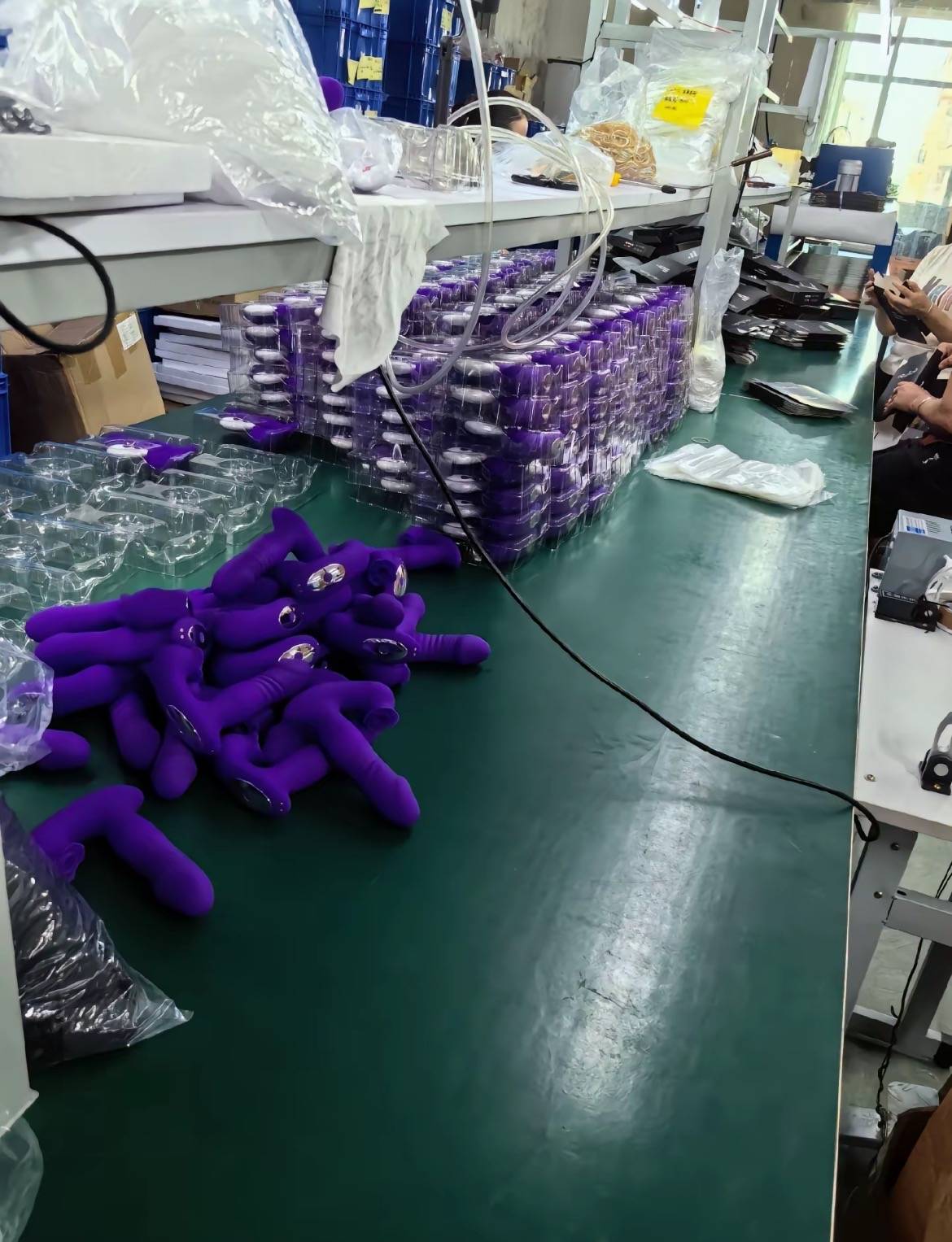 老哥们 今天进厂打螺丝了 进去入职领班直接给我安排的这个拉 请问这个好做吗 不太懂想73 / 作者:Yoja / 