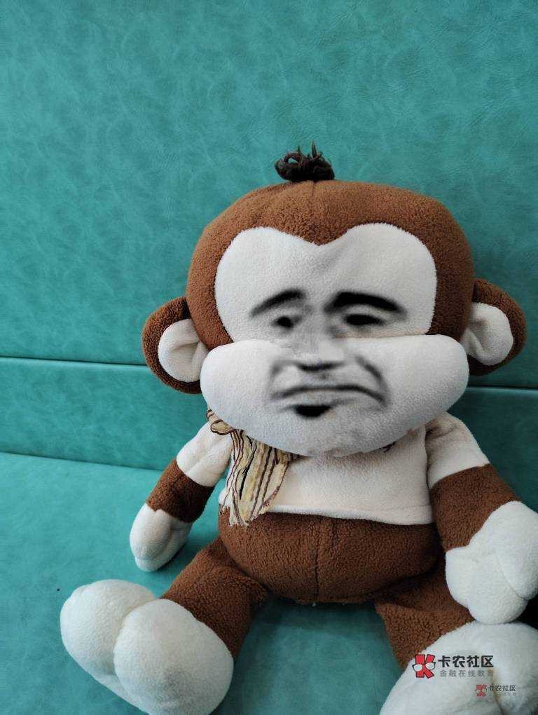 今天早上考完科目一就去练科目二了，踩了一天离合器累昏了

24 / 作者:广东移动客服 / 