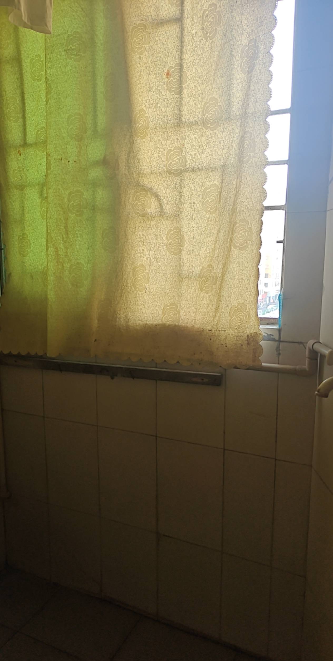 真服了有些老哥，粤工刚出活动的时候一个个说肯定不会中，轮不到我们，我真信了就没弄97 / 作者:电竞经理回电 / 