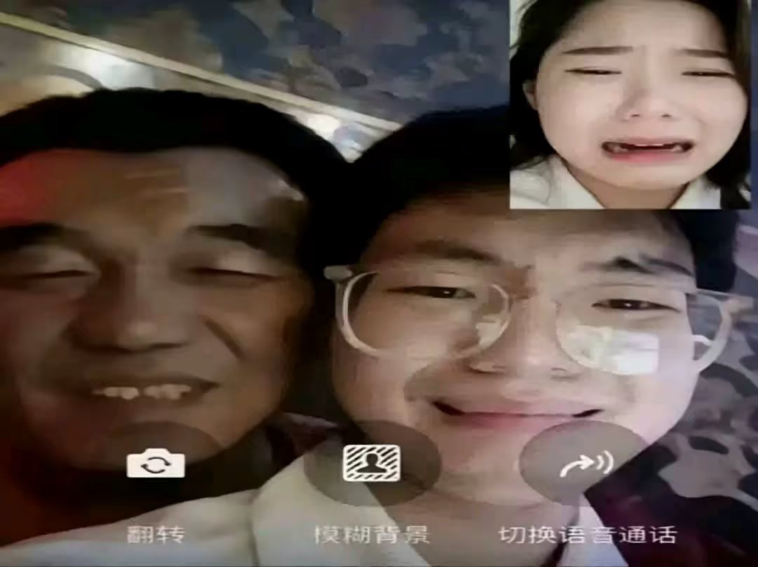 老哥们，刚才我跟我姑姑一起吃饭，见我28岁还家里蹲啃老，老是拿这事说我，每次吃饭都24 / 作者:汉娜酱 / 