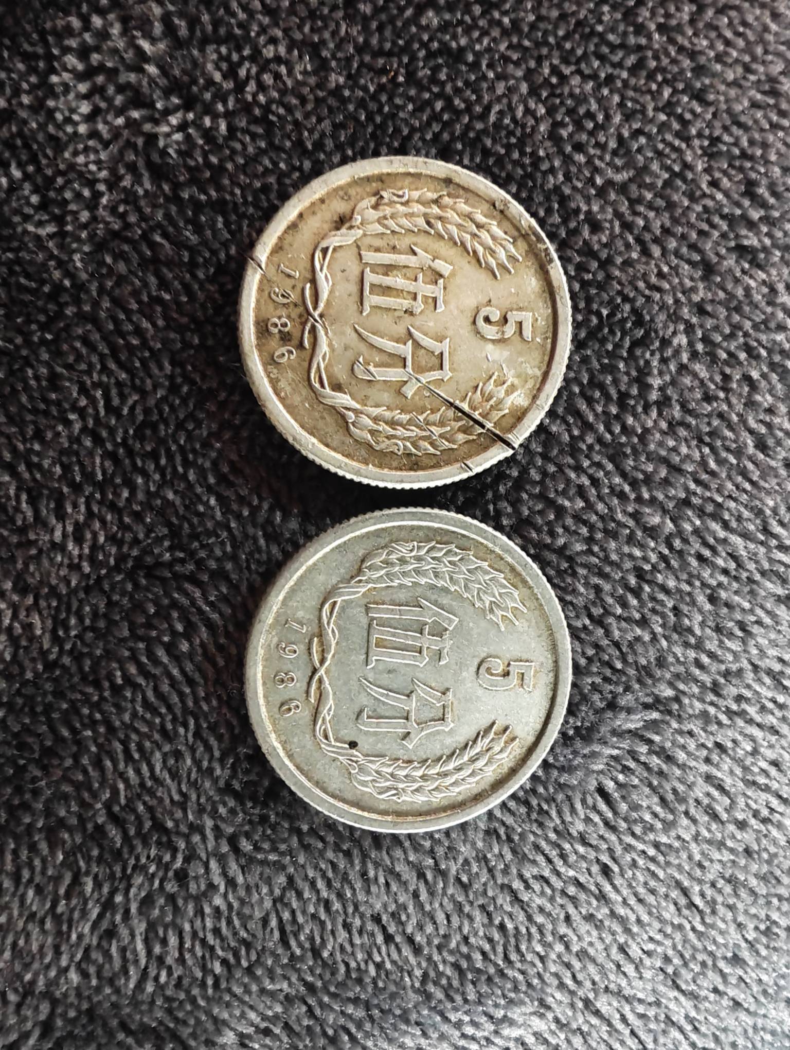 宝贝们那些证券可以多开啊，很多都开过了，注销要好几天啊，搞几个等着吃饭呢饿死了啊52 / 作者:小屎 / 