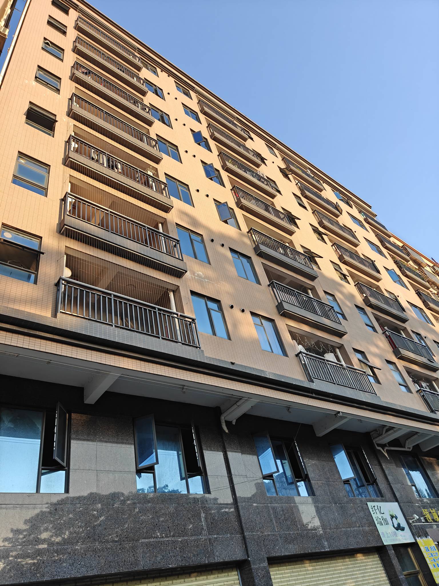 老哥们  这种电梯公寓怎么样  ？价格要500一个月 前面就是公园



65 / 作者:天大地大@ / 