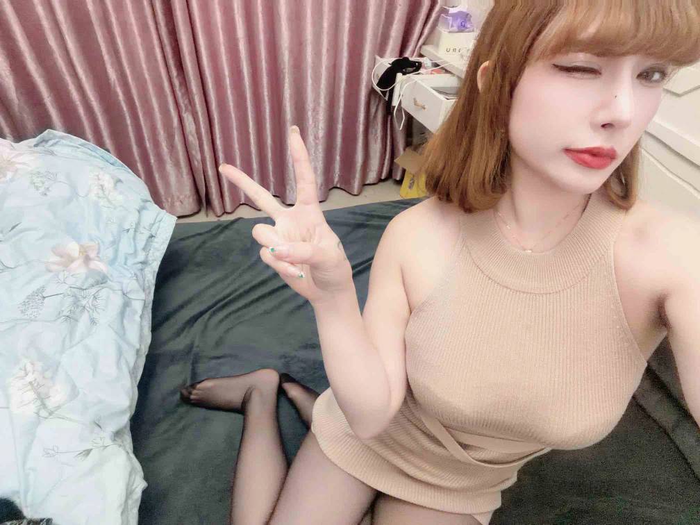 证券让老哥们吃的盆满钵满有的人莫名其妙还看不上了，已经忘记抢3块5块白屏熬半小时也89 / 作者:马到成 / 