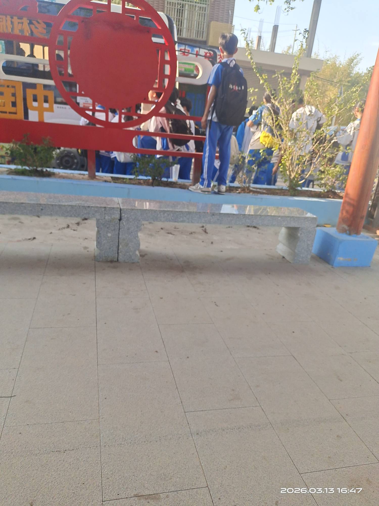 老哥救我挂壁在公园了

44 / 作者:挂壁哥 / 