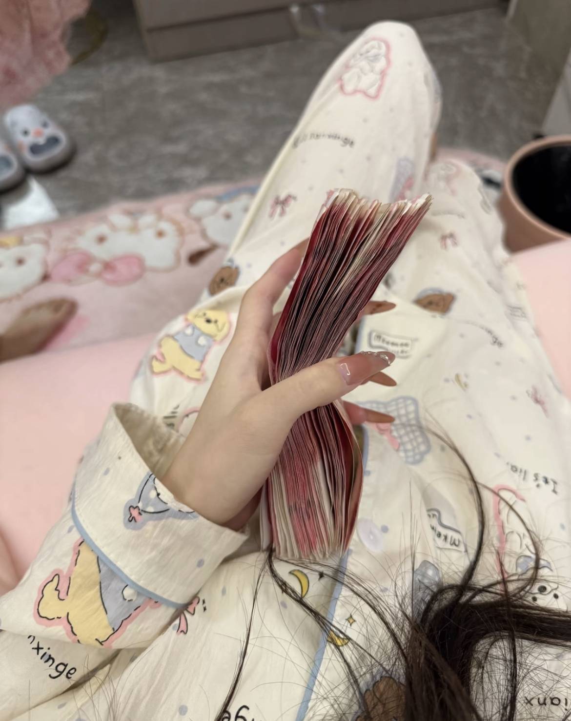 挂壁了，本以为可以一直不用上班的，可惜人脑终究打不过电脑。没办法，总要接受现实，72 / 作者:此非为偏安一隅 / 