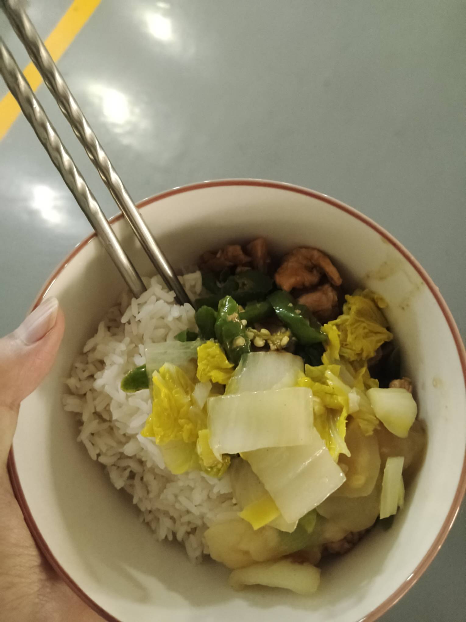 笑死了，还有舔欧易的，这平台一年吃老哥们手续费不知道吃了多少，零头发给你们这些申83 / 作者:cccxxz / 