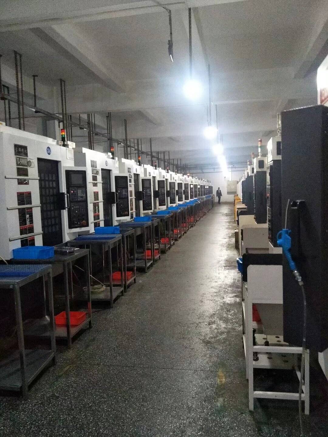 老哥们快来开cnc，轻轻松松一天一百八！

95 / 作者:听哦李恩率了 / 