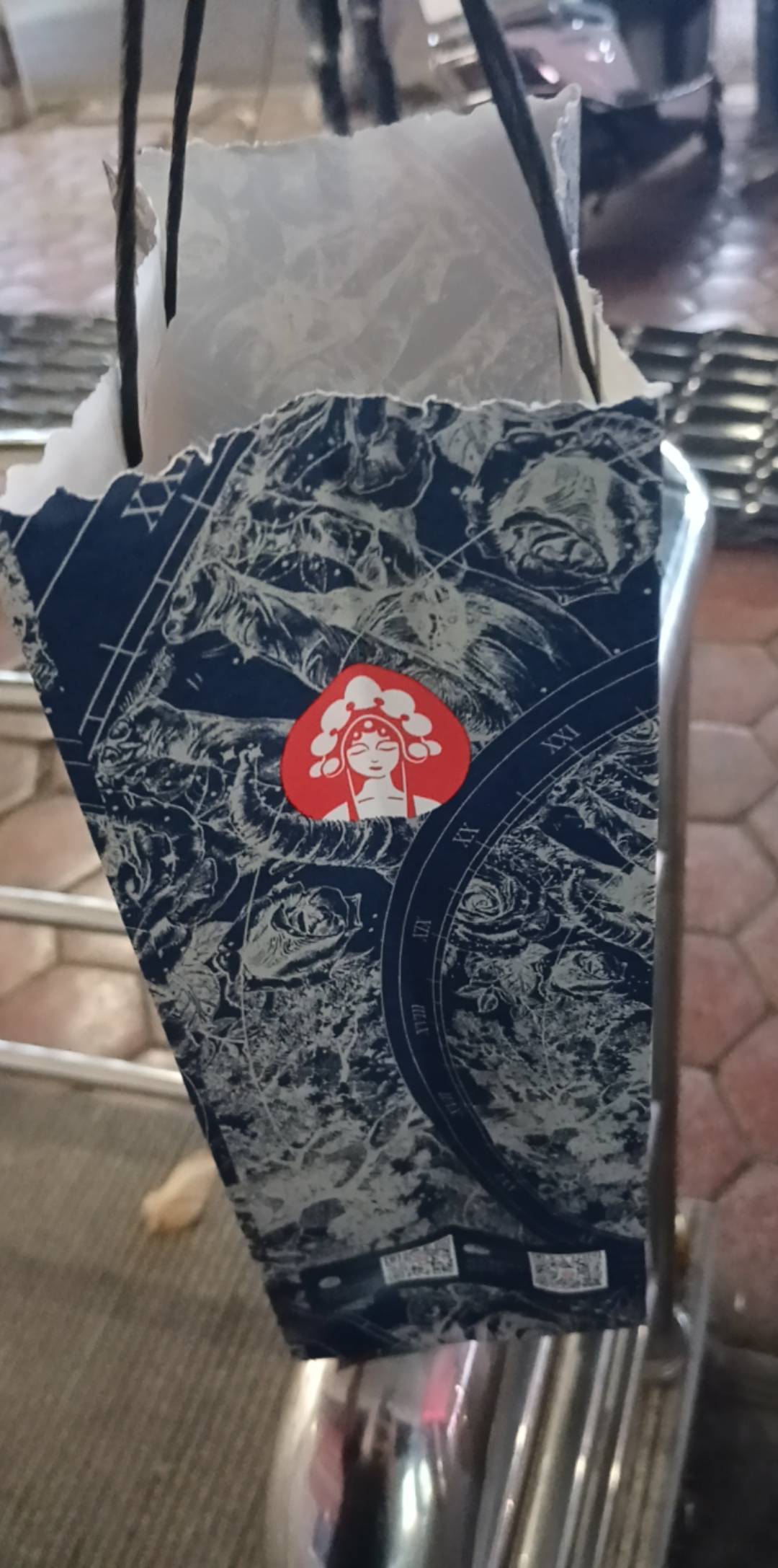 感谢卡农，感谢老哥，感谢移动，感谢云盘，又喝上了


91 / 作者:回忆如烟烟如梦 / 