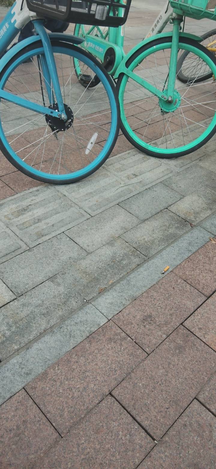 有没有成都老哥内推一个保安工作

81 / 作者:红嫁衣 / 