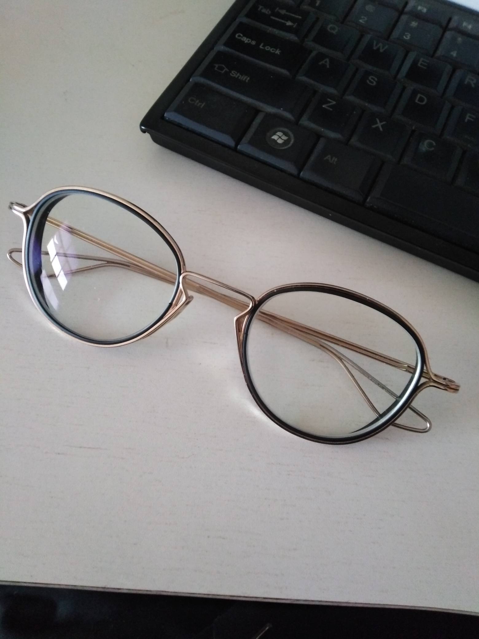 网上配眼镜可靠不？有没有配过的

57 / 作者:要暴富啊 / 