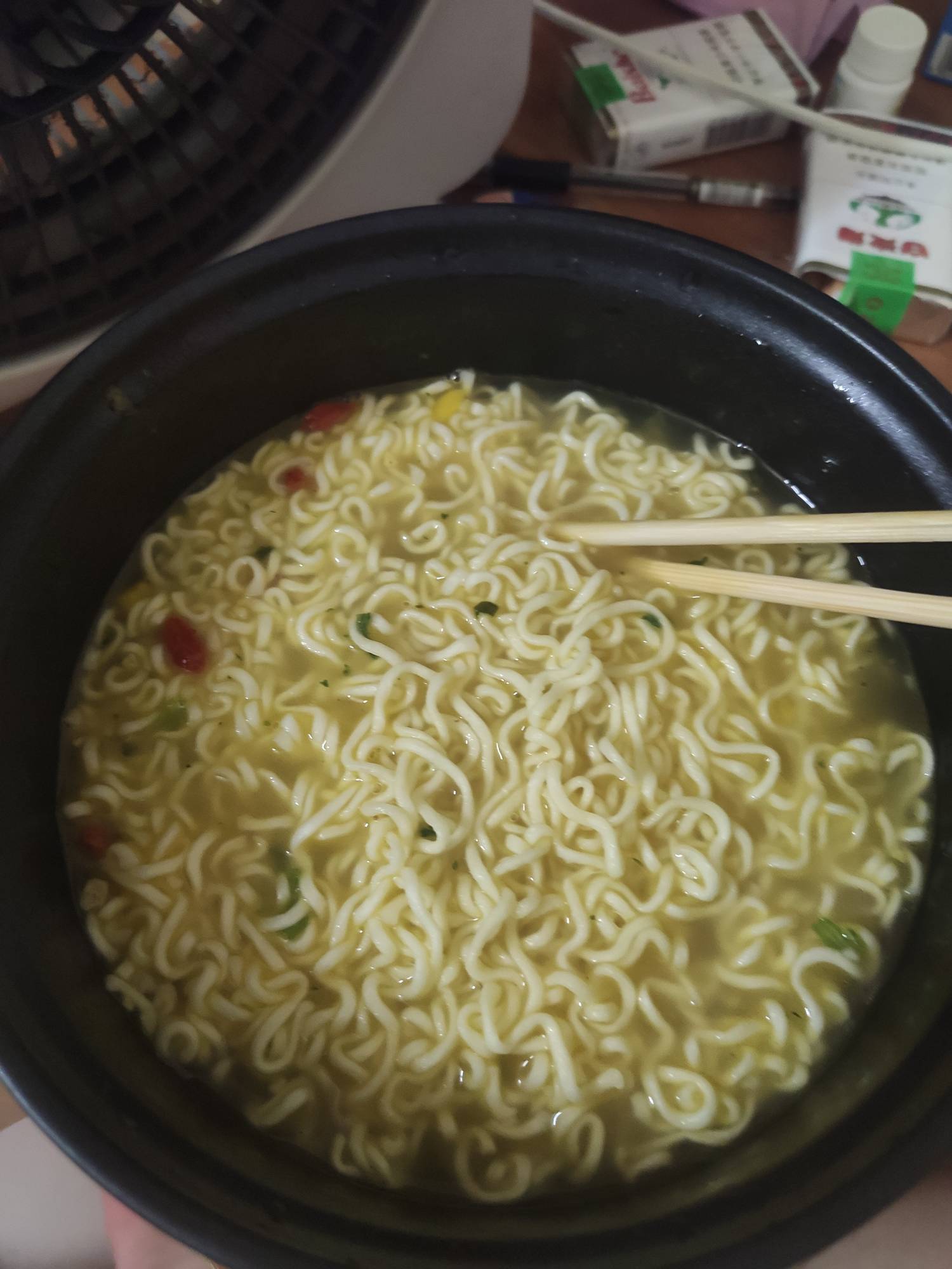 没毛，晚上吃这个对付一下

78 / 作者:云边有个挂壁仔 / 