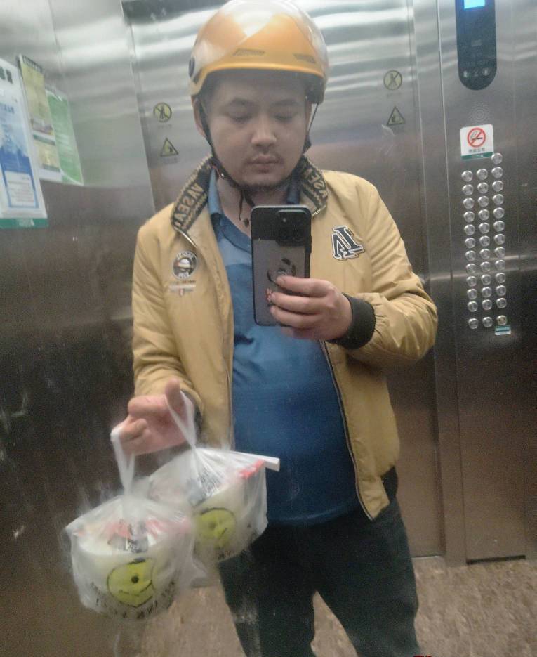 微博先搞得麦当劳和a奇艺是不是可以结束了，结束了我继续送外卖了

88 / 作者:大雕哥哥 / 