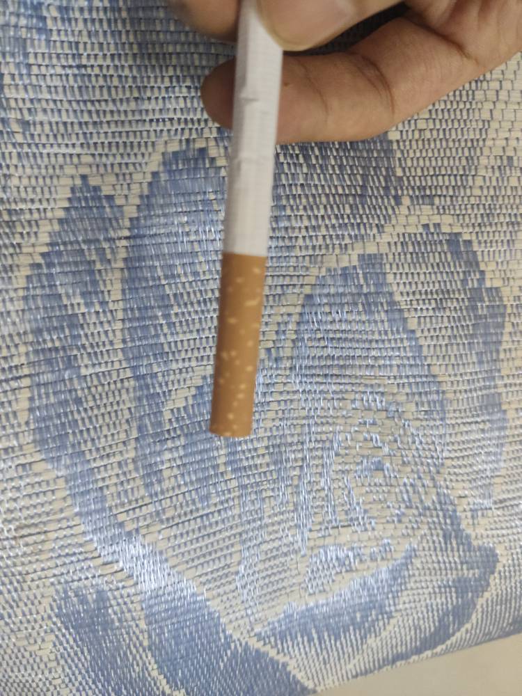 想抽烟了

27 / 作者:千年的女鬼 / 