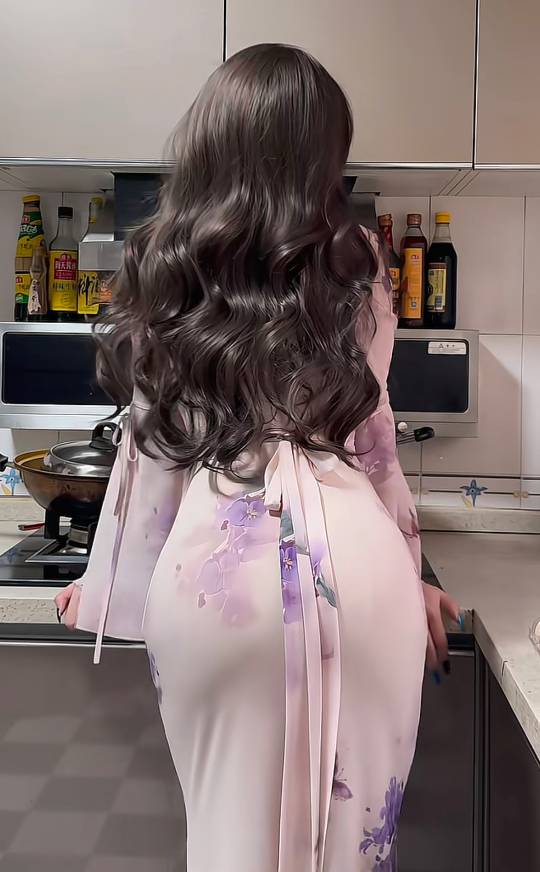 夜深了，睡不着啊，难不成这辈子只能打工了吗，赚钱的办法有很多，可真正能赚钱的都是76 / 作者:此非为偏安一隅 / 