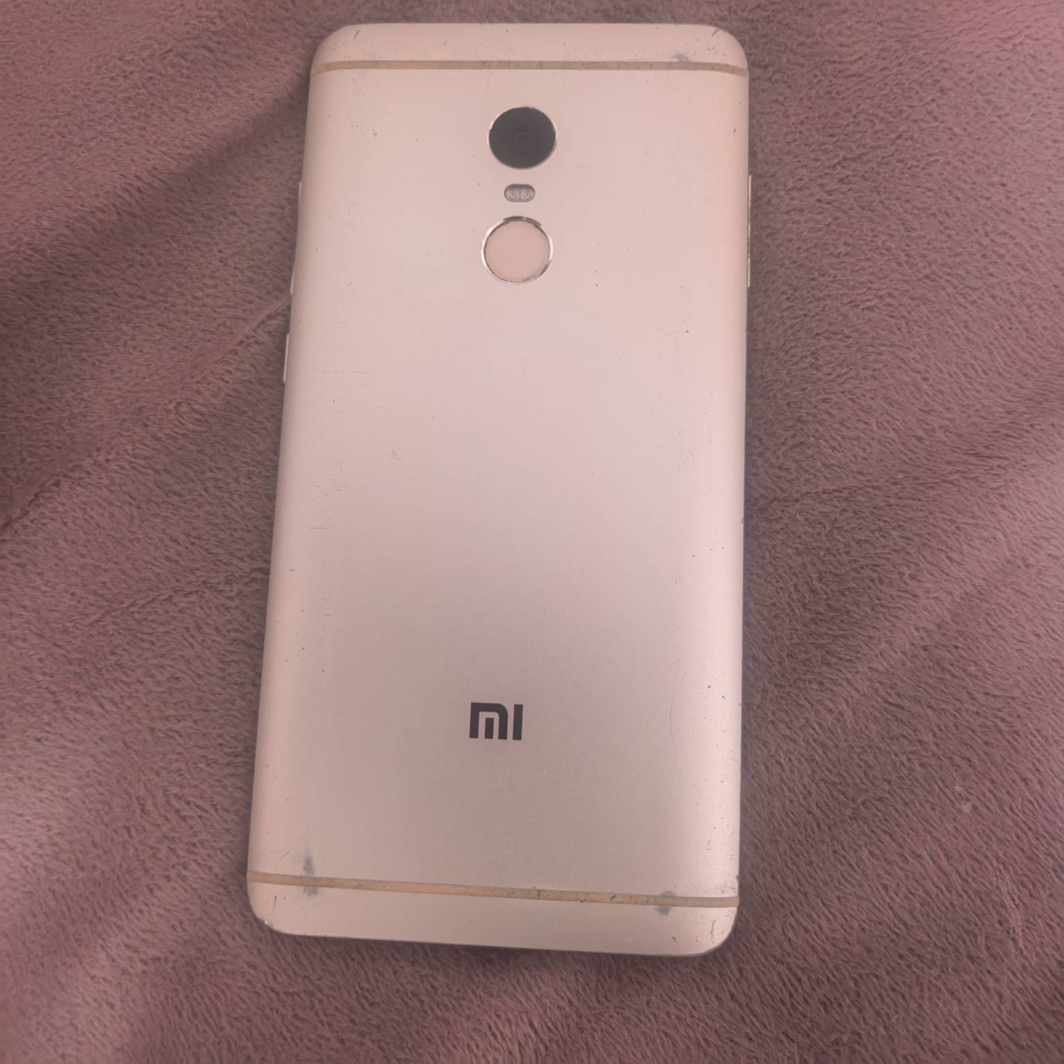 现在旧手机都涨价了，这几个应该能有多少钱，老哥们。能有200吗？




41 / 作者:群山似海流 / 