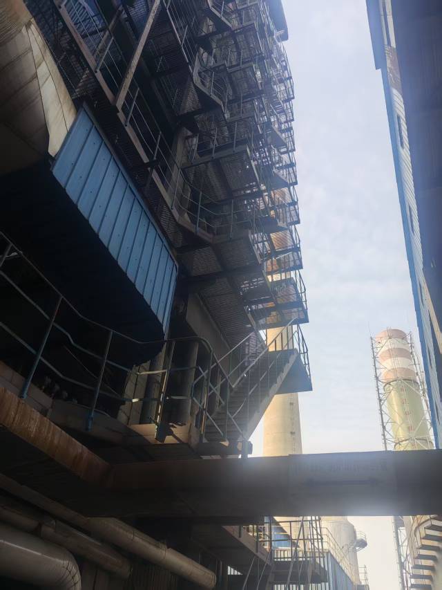 老哥们  这种你们敢爬嘛



68 / 作者:撸天撸地哦 / 