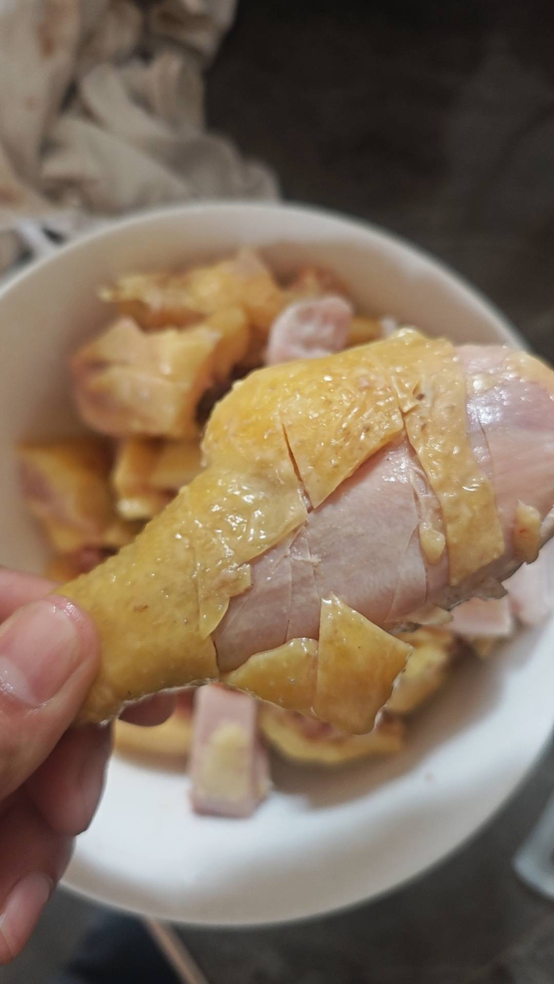 小米14怎么弄都拍不清楚，下面那个碗，唉，拉几中的拉几，老师们，煮饭吃了

70 / 作者:七匹狼二 / 