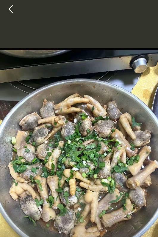 开饭了

11 / 作者:人死鸟朝天 / 