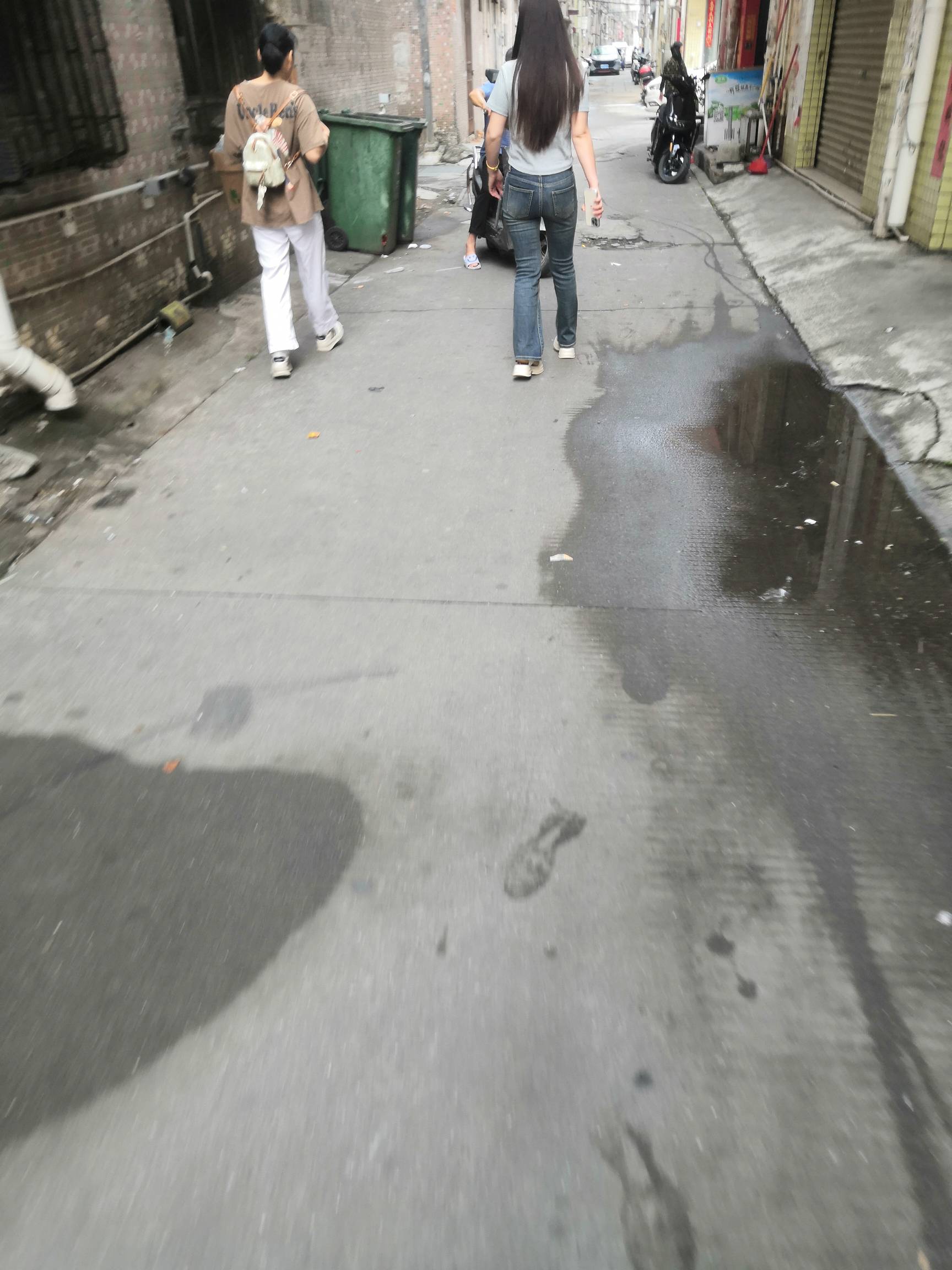 打螺丝21天，戒D第21天

36 / 作者:云海。 / 