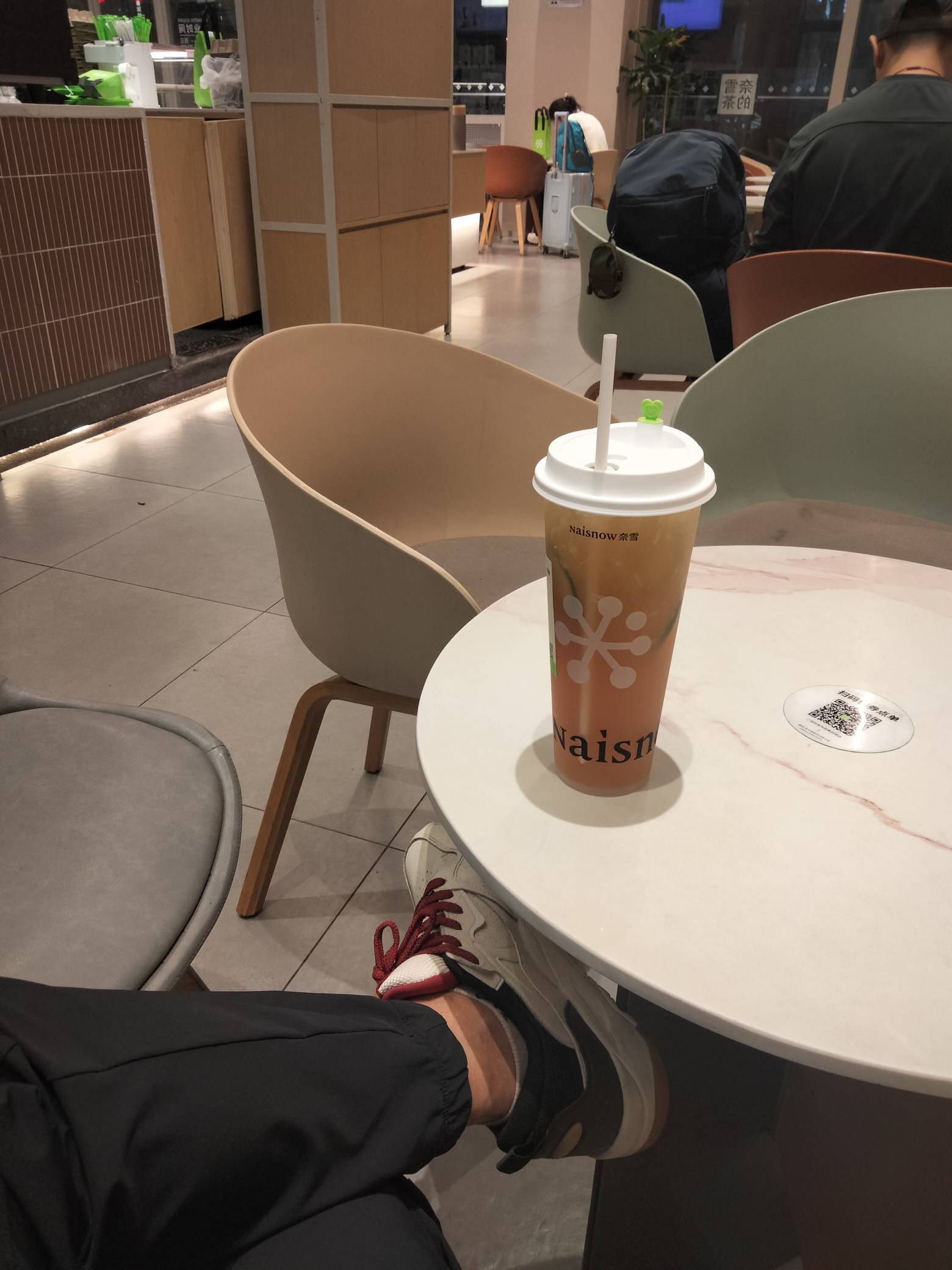 心烦啊兄弟们，一个人坐着饮茶思考人生，今年30+了，钱没赚到心却比山还高

47 / 作者:君子之交淡如水 / 