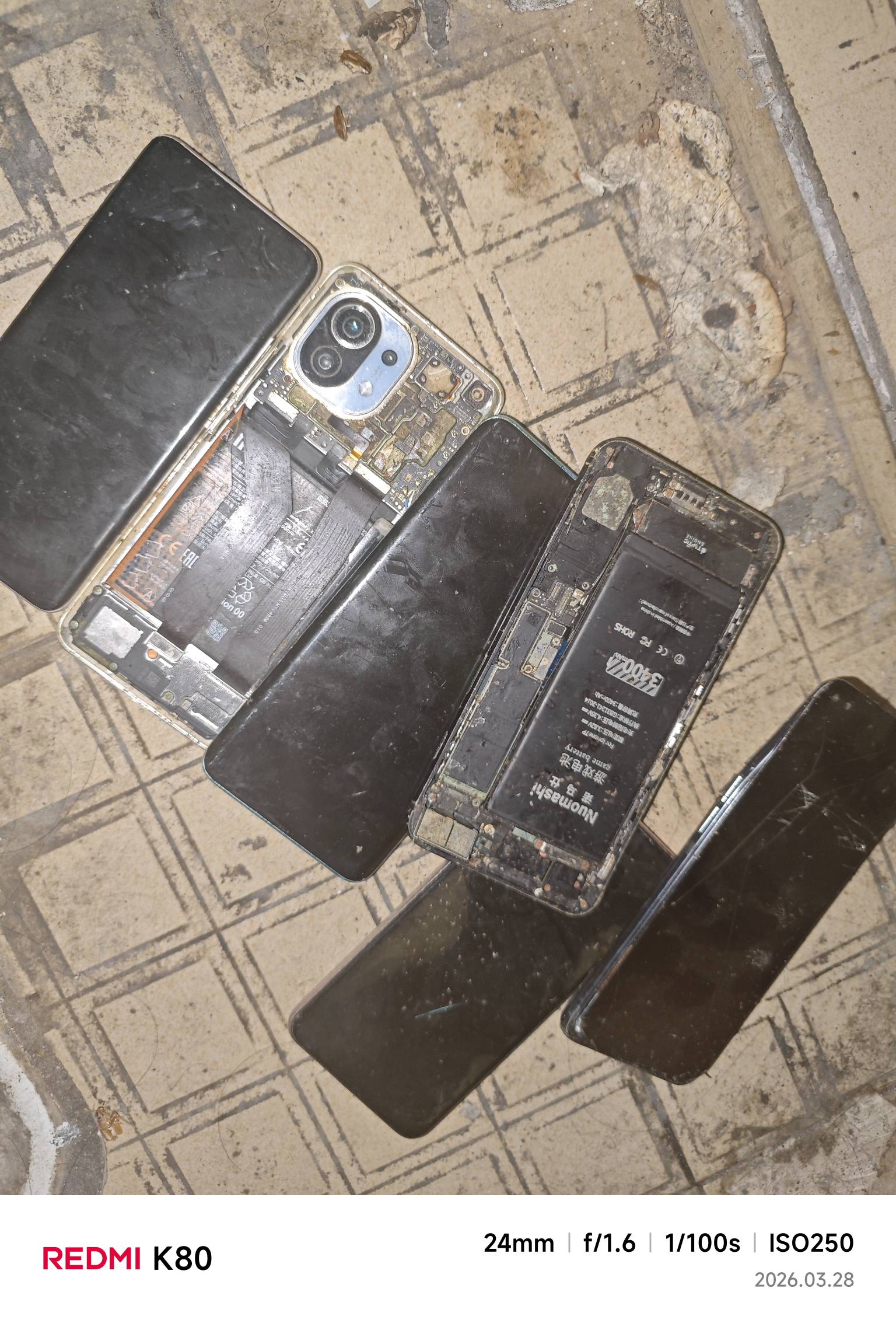 老哥们，小米9se，小米10小米11，OPPOReno4魅族18s都是256的能卖多少
67 / 作者:季伯长 / 