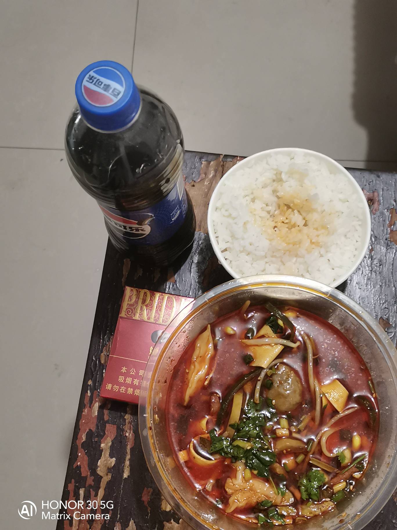 吃饭喝水抽烟花了25 还有什么毛

34 / 作者:一路长鸿66 / 