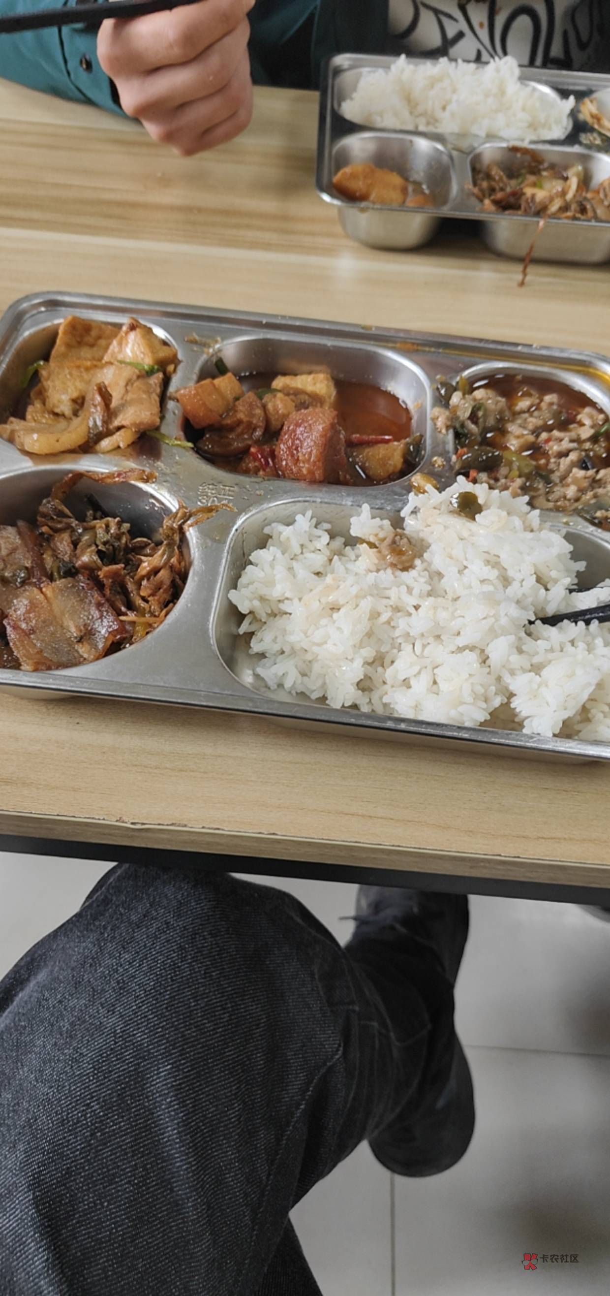 日结给老哥们点拼好饭

56 / 作者:朱铁胆 / 