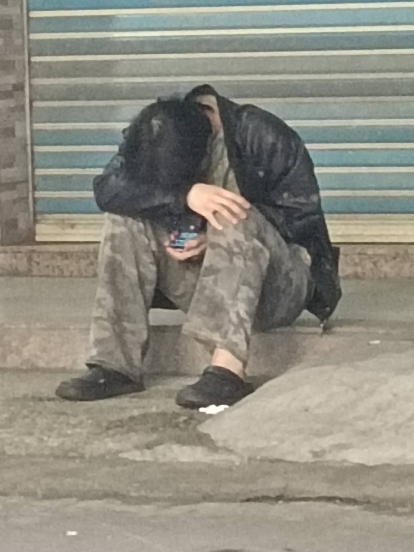 看哭了这是哪位老哥和我一样在外面蹭网

83 / 作者:大荒 / 