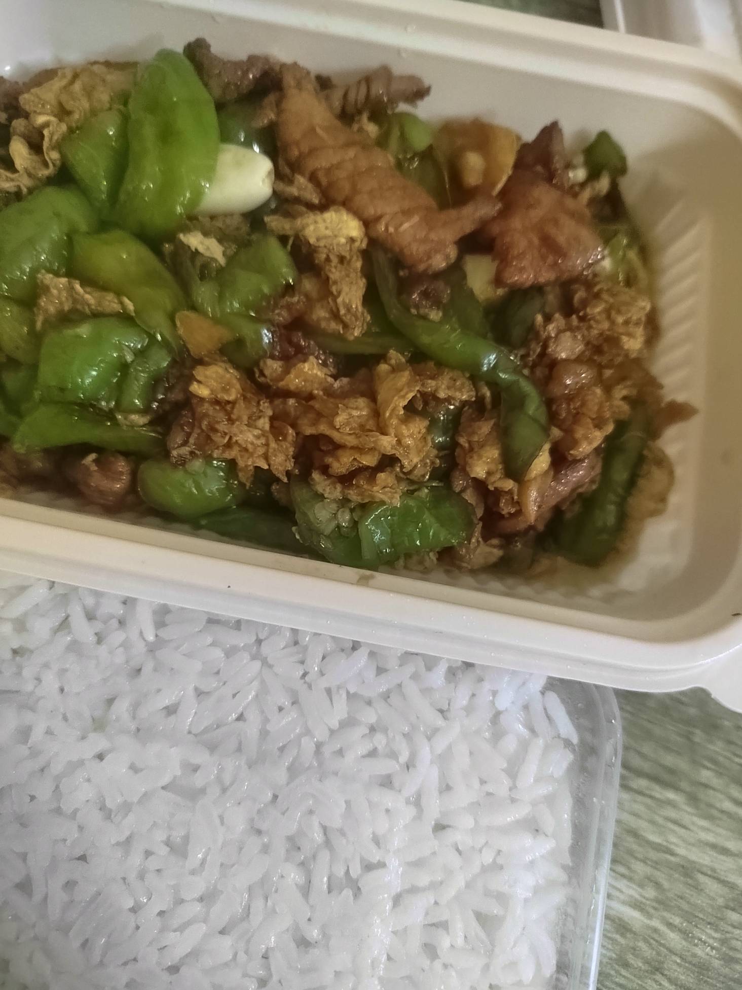 吃饭了老哥们

36 / 作者:祁同伟 / 