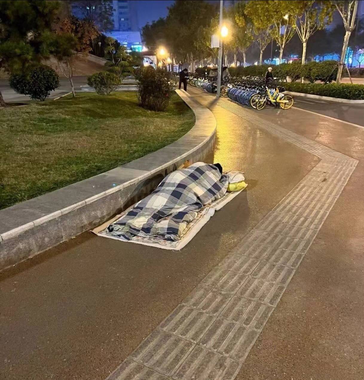 德州扛不住注销提现了，再晚点苏州也吃不上了，必须狠狠投诉

29 / 作者:鲸鲨 / 