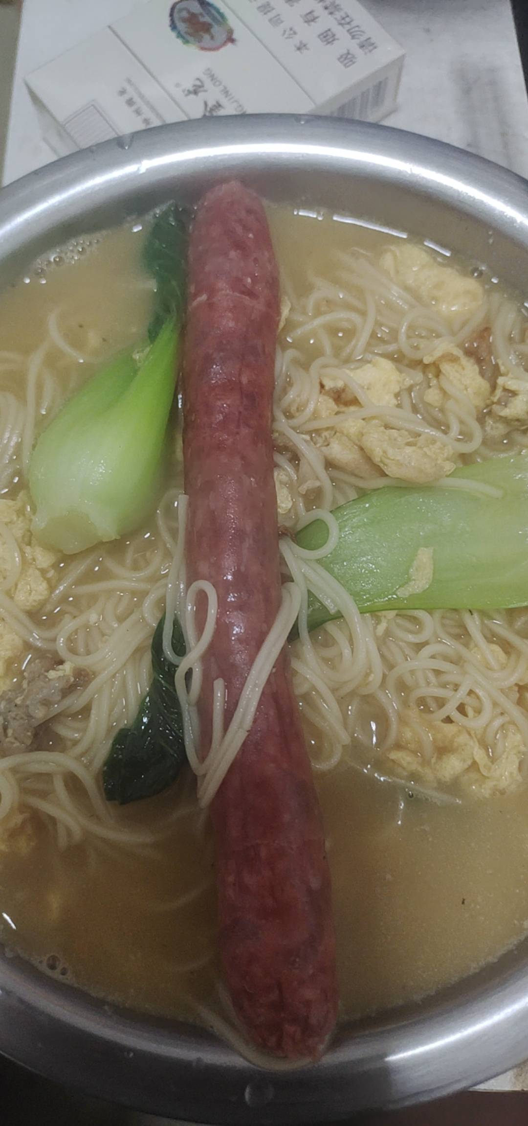 老哥们。吃早餐了

86 / 作者:旺旺小仙丶 / 