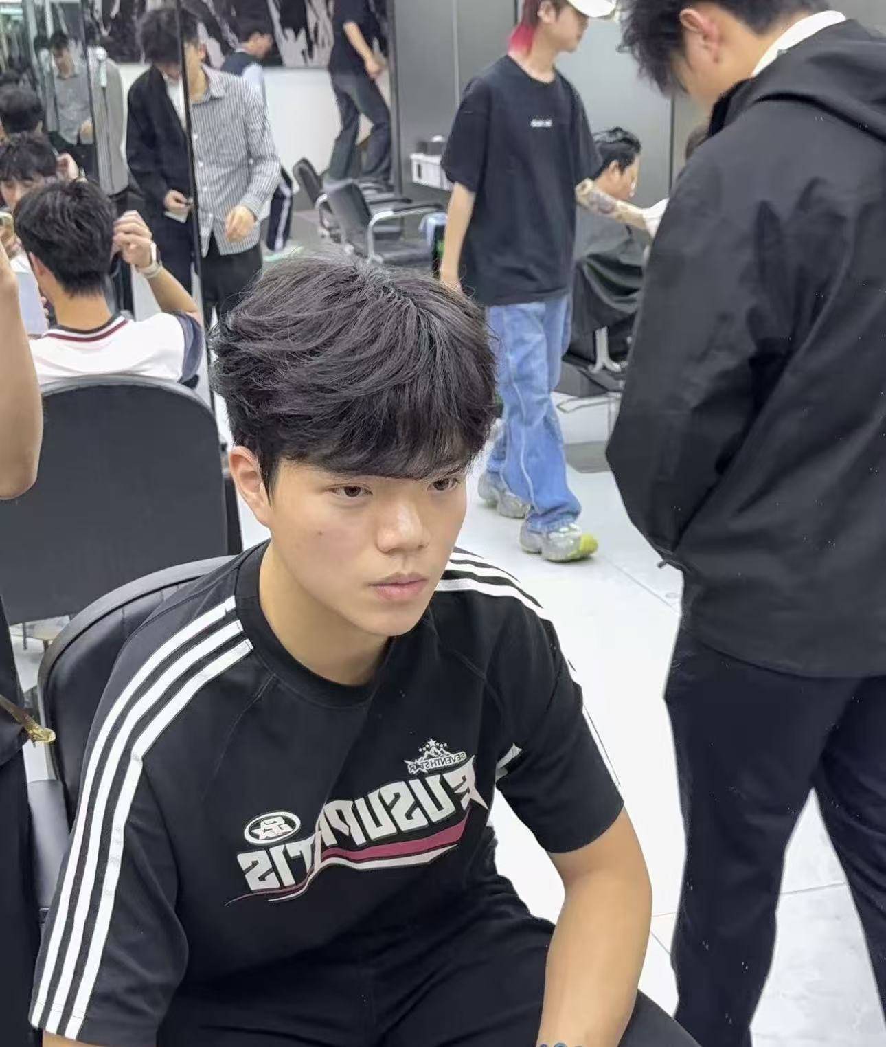 广子也没水了，毛也没有，绝望了老哥们

22 / 作者:祁同伟 / 