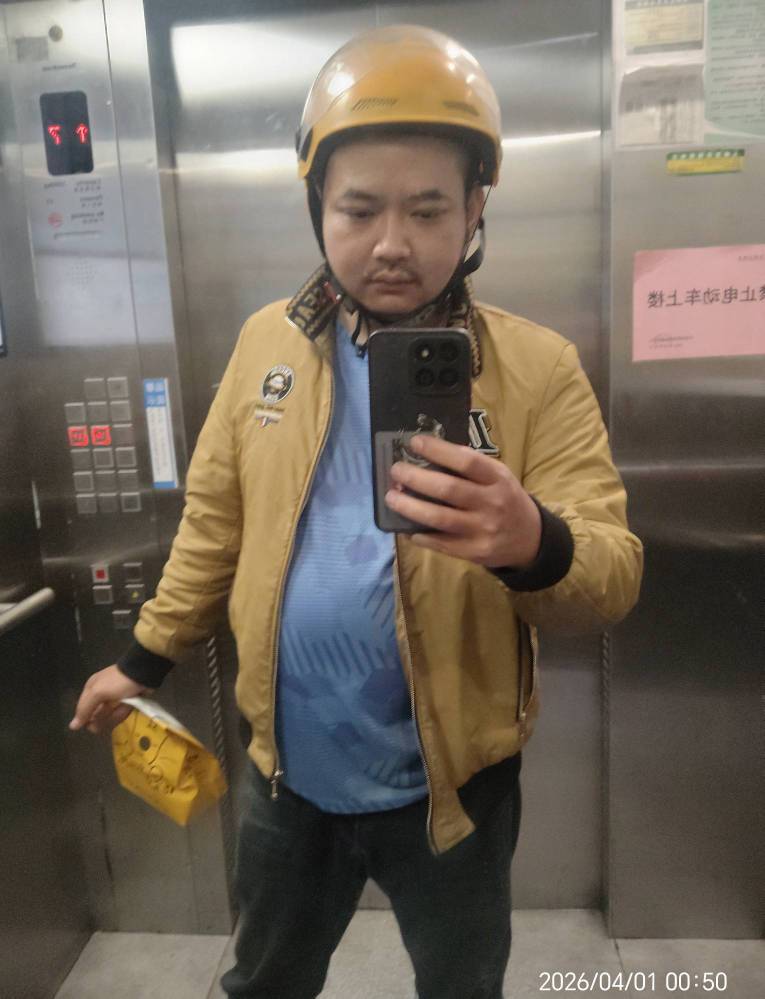 在犹豫要不要打个手枪再睡

60 / 作者:大雕哥哥 / 