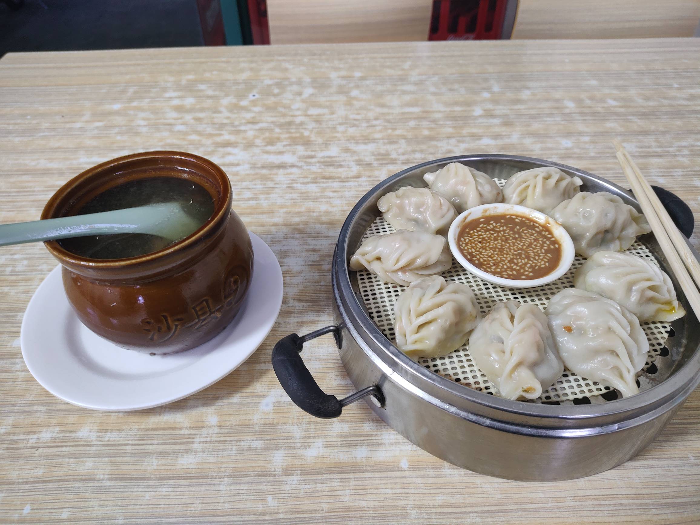 
前几年，投机取巧鲁毛，存700多个
现在就靠这些生存了，先度过这个羊毛寒冬再说

58 / 作者:红菜苔 / 