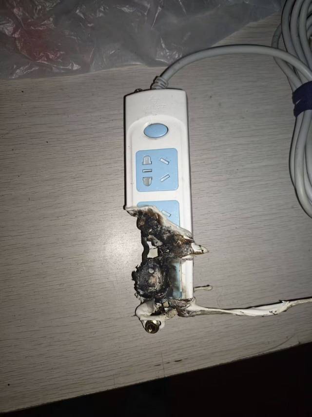 老哥们，我差点就没了，运气怎么这么差啊

37 / 作者:黑鬼儿 / 