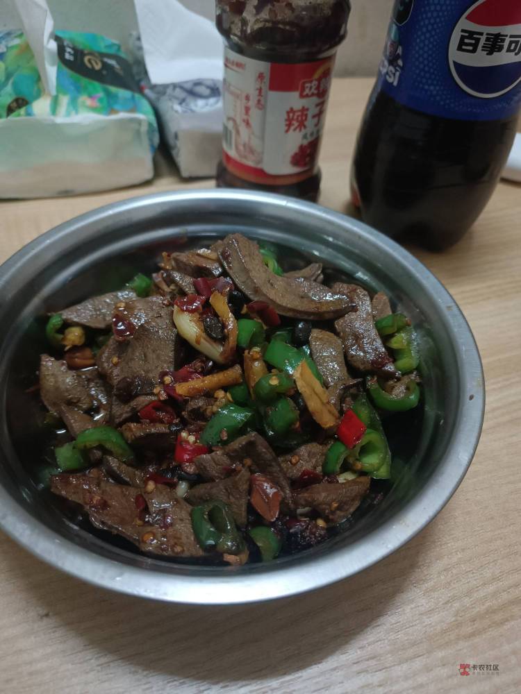 广州31℃好热啊，吃饭满头大汗

84 / 作者:风中之神-聂风 / 