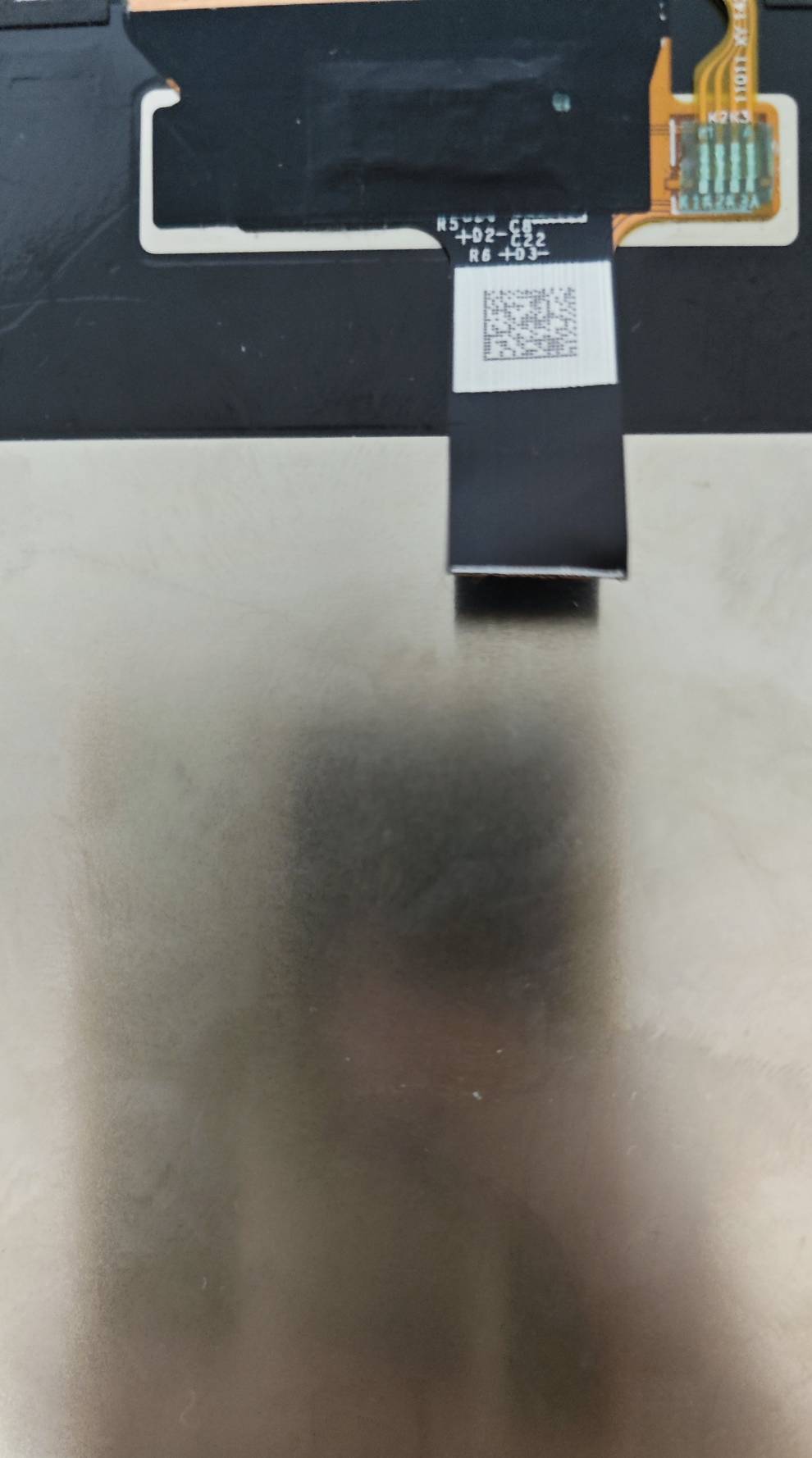 有懂手机维修的老哥吗，屏幕排线断了，机身屏幕分离，是可以单独换排线还是必须换总成42 / 作者:想到什么就说 / 