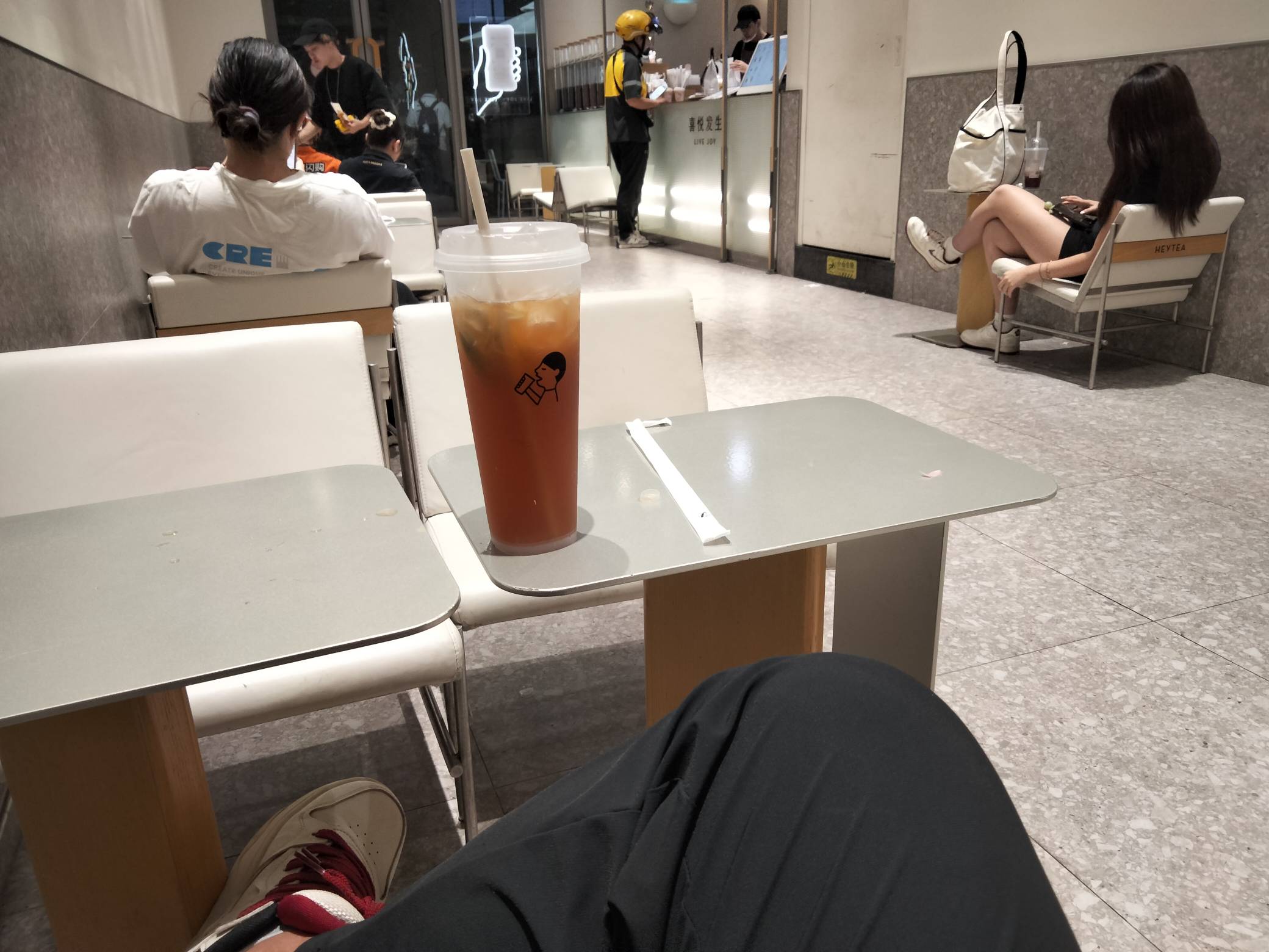 深圳的老哥过来喝茶，我请客

81 / 作者:君子之交淡如水 / 