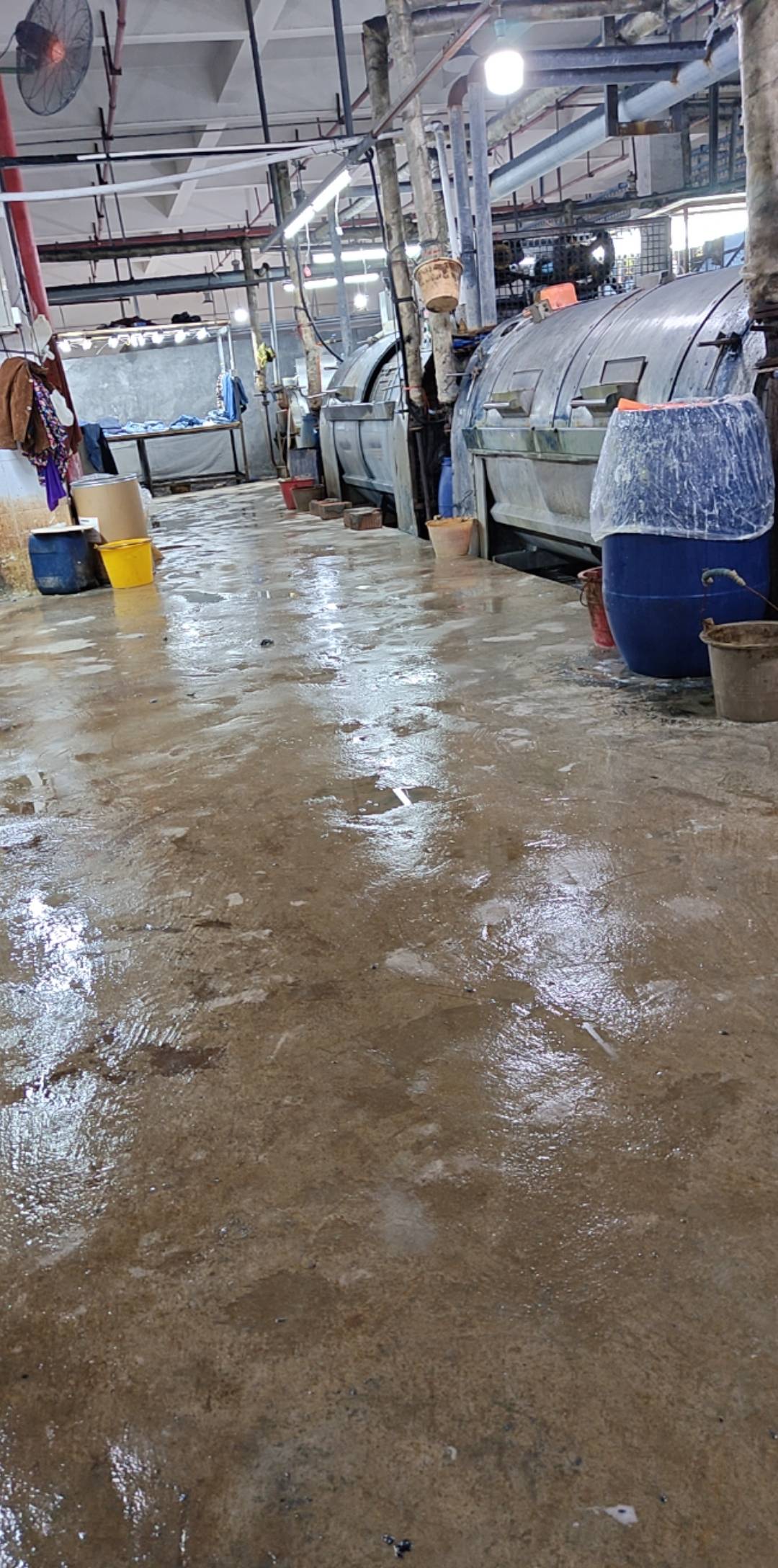 洗水厂240一天，不包吃住，12个小时，上班可以玩手机，老哥们觉得能不能干？

17 / 作者:帮老哥罗大陆 / 