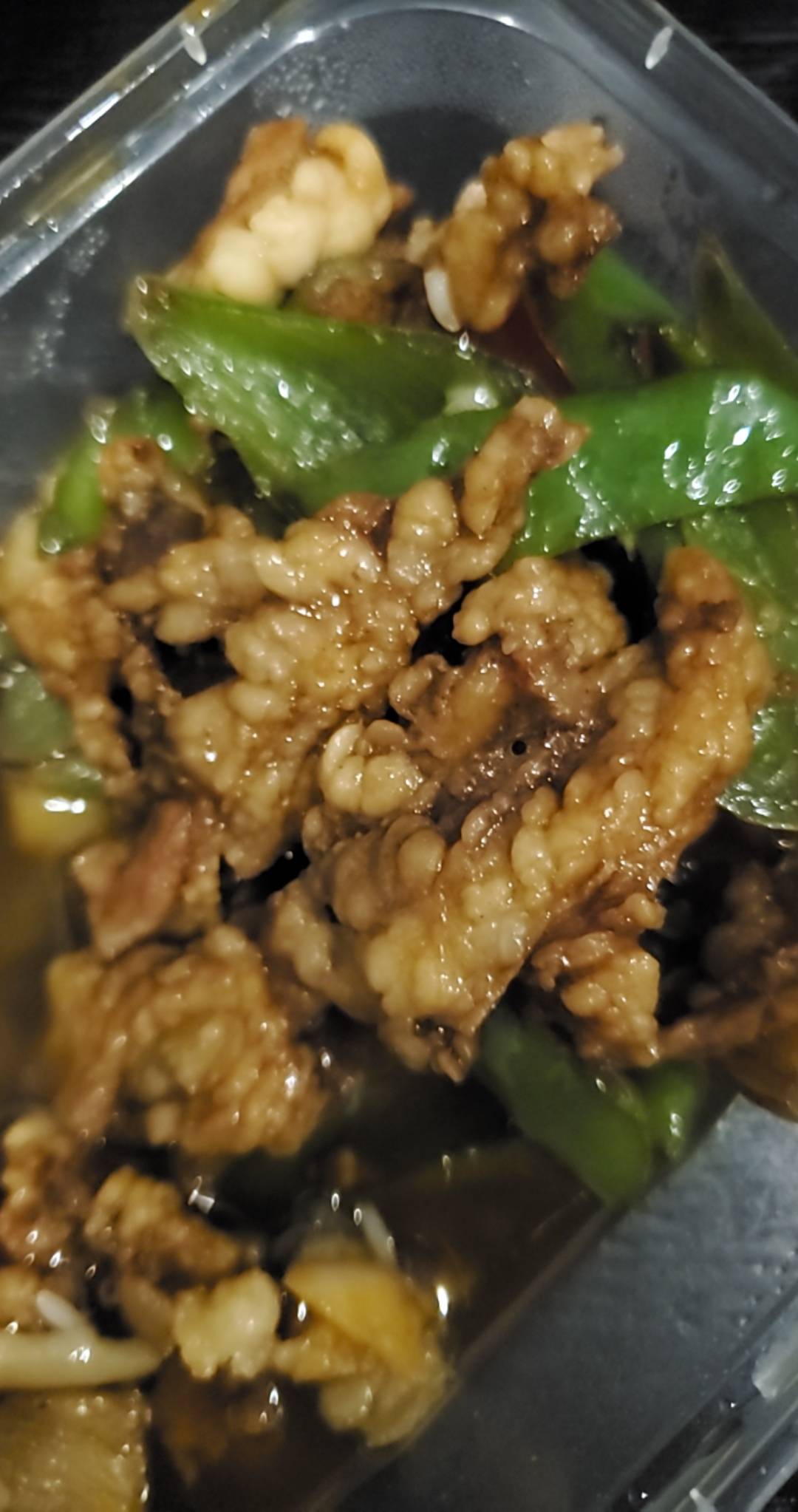 老哥们，这种肉是淋巴肉吗？看着怪怪的，也不敢吃啊

32 / 作者:小谦谦 / 