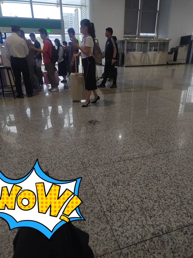 回家，扛不住了又要回家坦白，每次都是口袋空空回去，我真的不想再倒下了，太累了

66 / 作者:年年悦意 / 