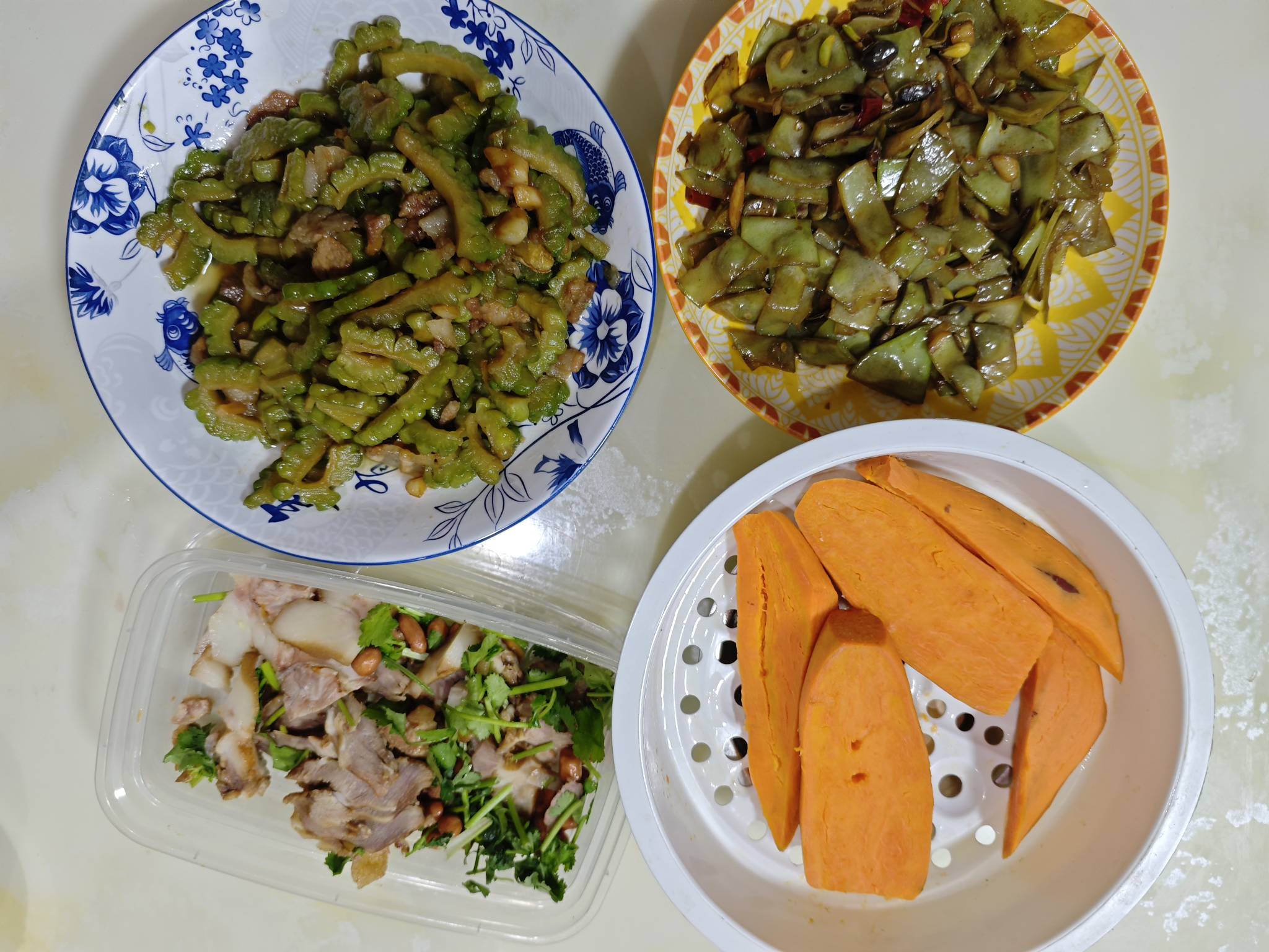 众老哥还是自己做饭省钱,卫生又健康,

37 / 作者:Goone / 