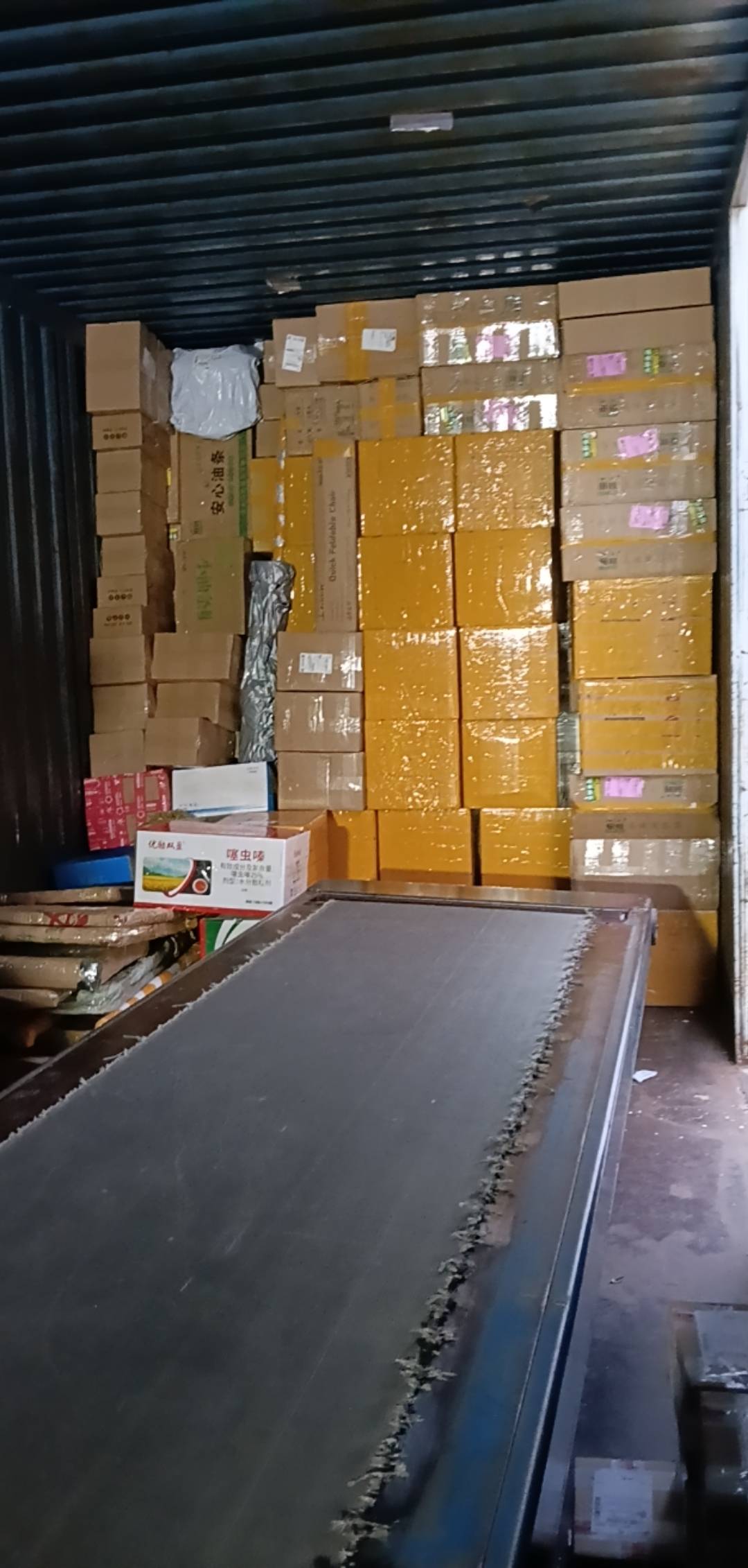 快递装卸工好干吗？
65 / 作者:昆山挂壁老哥 / 